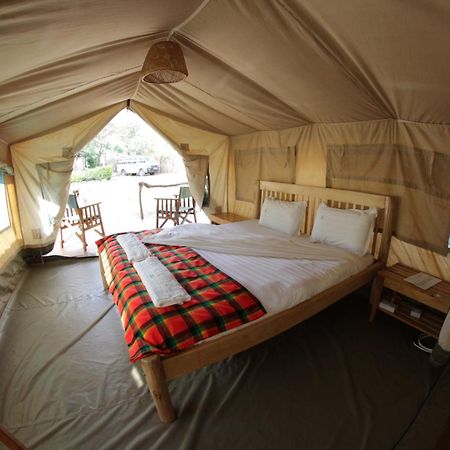 Kara-Tunga Safari Camp Bed & Breakfast Moroto Exterior photo